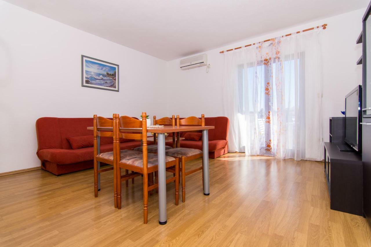 Apartments Jozic Seget Vranjica Ngoại thất bức ảnh