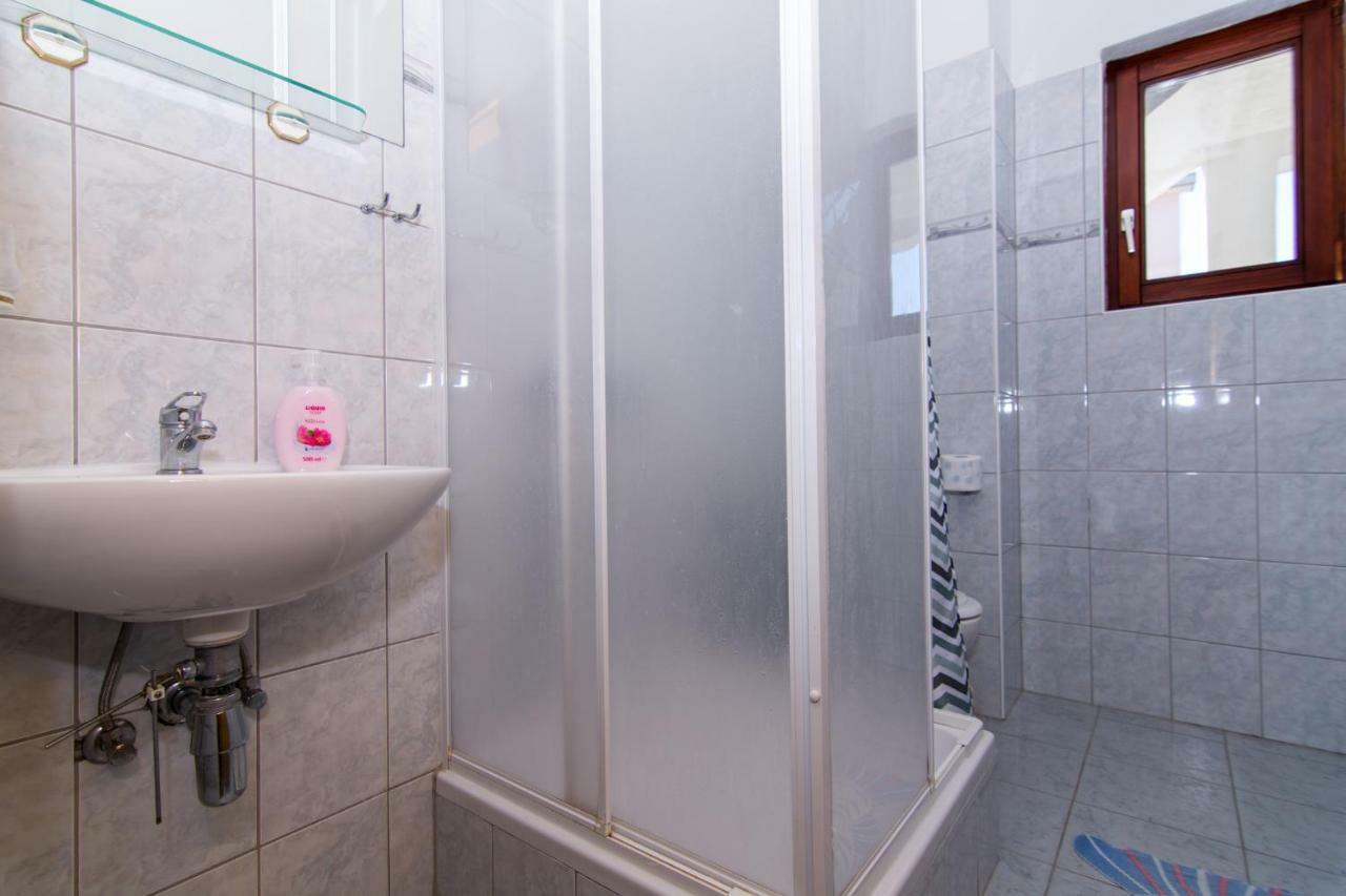 Apartments Jozic Seget Vranjica Ngoại thất bức ảnh