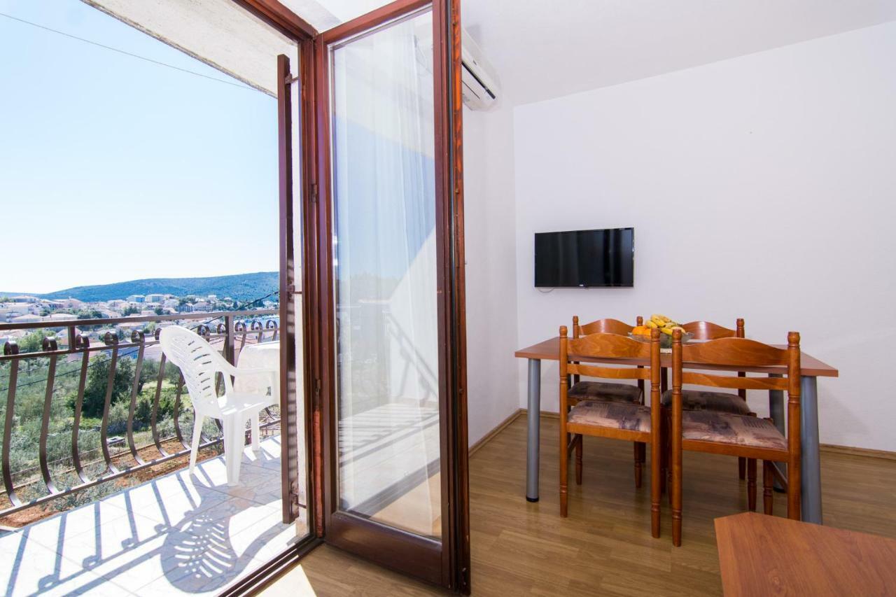 Apartments Jozic Seget Vranjica Ngoại thất bức ảnh