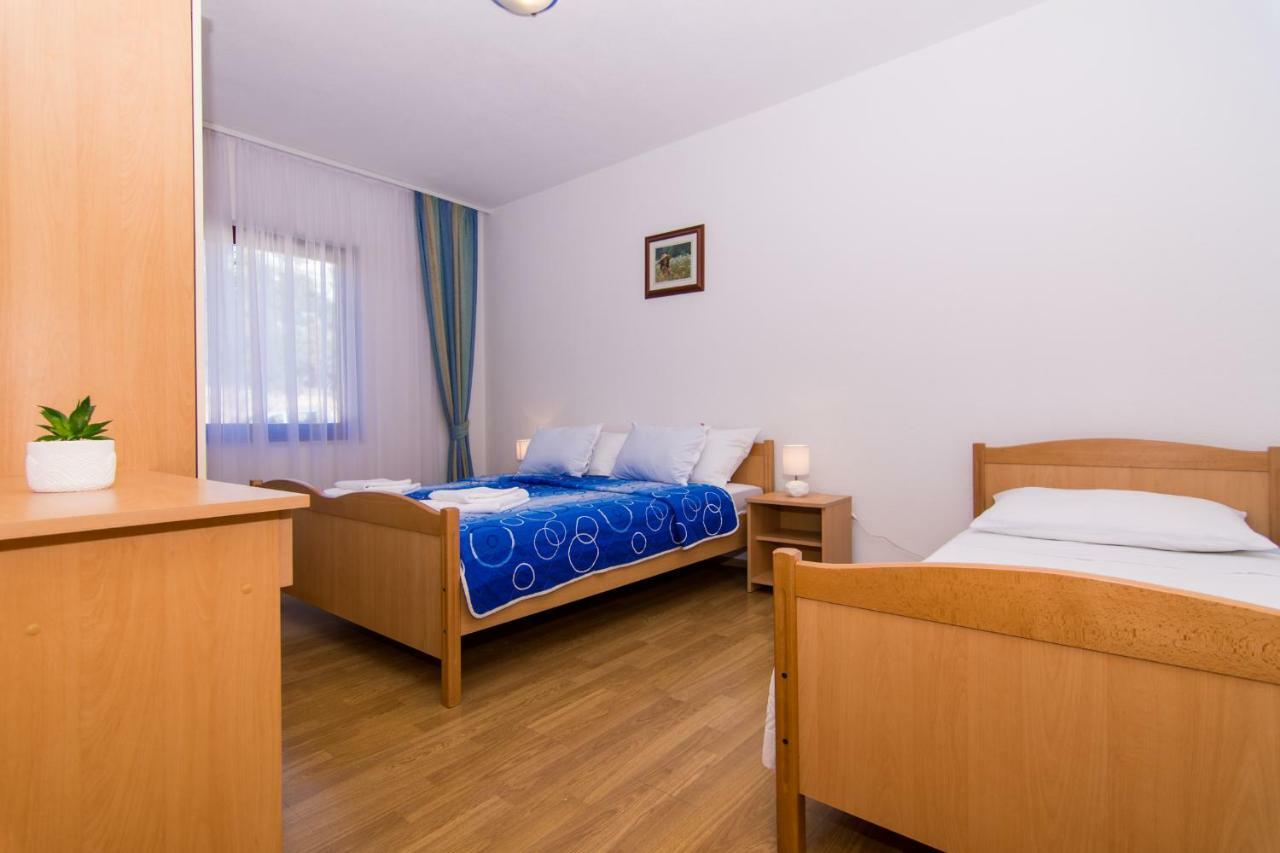 Apartments Jozic Seget Vranjica Ngoại thất bức ảnh
